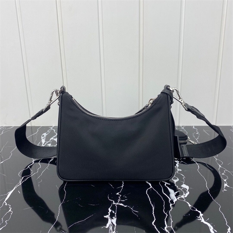 Luxury designer Crossbody Shoulder Backpack Handbags Tote bag Bags Handbags Wallet Purse Online shoulder fashion high quality Chains canvas
Luxury designer Crossbody Shoulder Backpack Handbags Tote bag Bags Handbags Wallet Purse Online shoulder fashion high quality Chains canvas