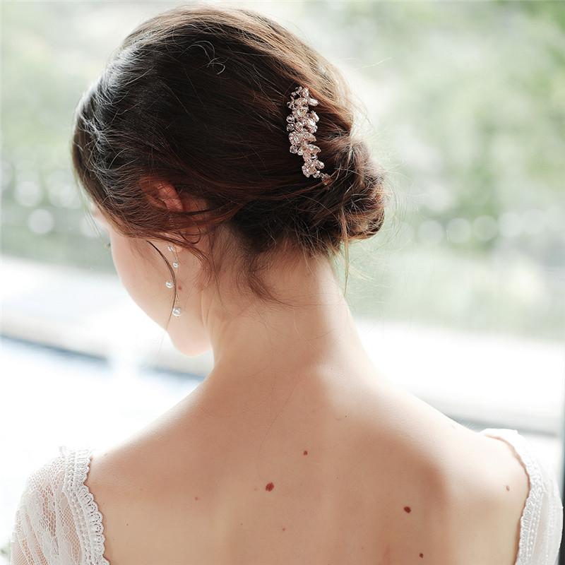Hair Clips & Barrettes Shiny Bridal Comb Crystal Beads Wedding Headpiece Women Accessories Ornament Party Headdress, Golden;silver
Hair Clips & Barrettes Shiny Bridal Comb Crystal Beads Wedding Headpiece Women Accessories Ornament Party Headdress, Golden;silver