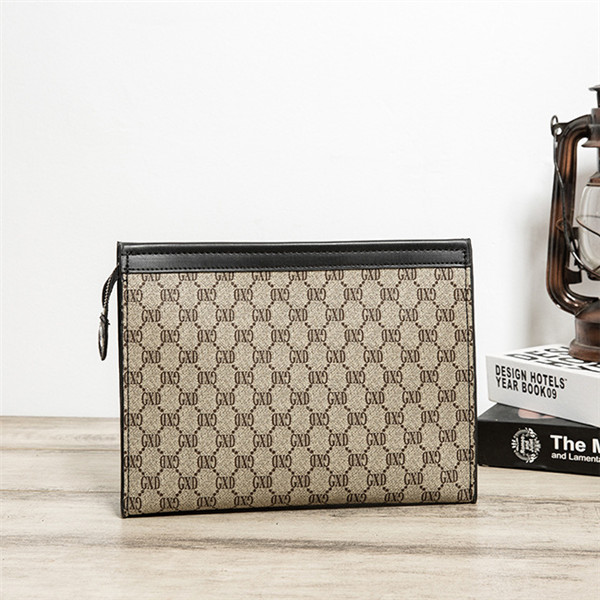 Factory wholesale men bag street fashion rivets envelopes handbag simple atmospheric printing business documents bags wild contrasting leather handbags
Factory wholesale men bag street fashion rivets envelopes handbag simple atmospheric printing business documents bags wild contrasting leather handbags