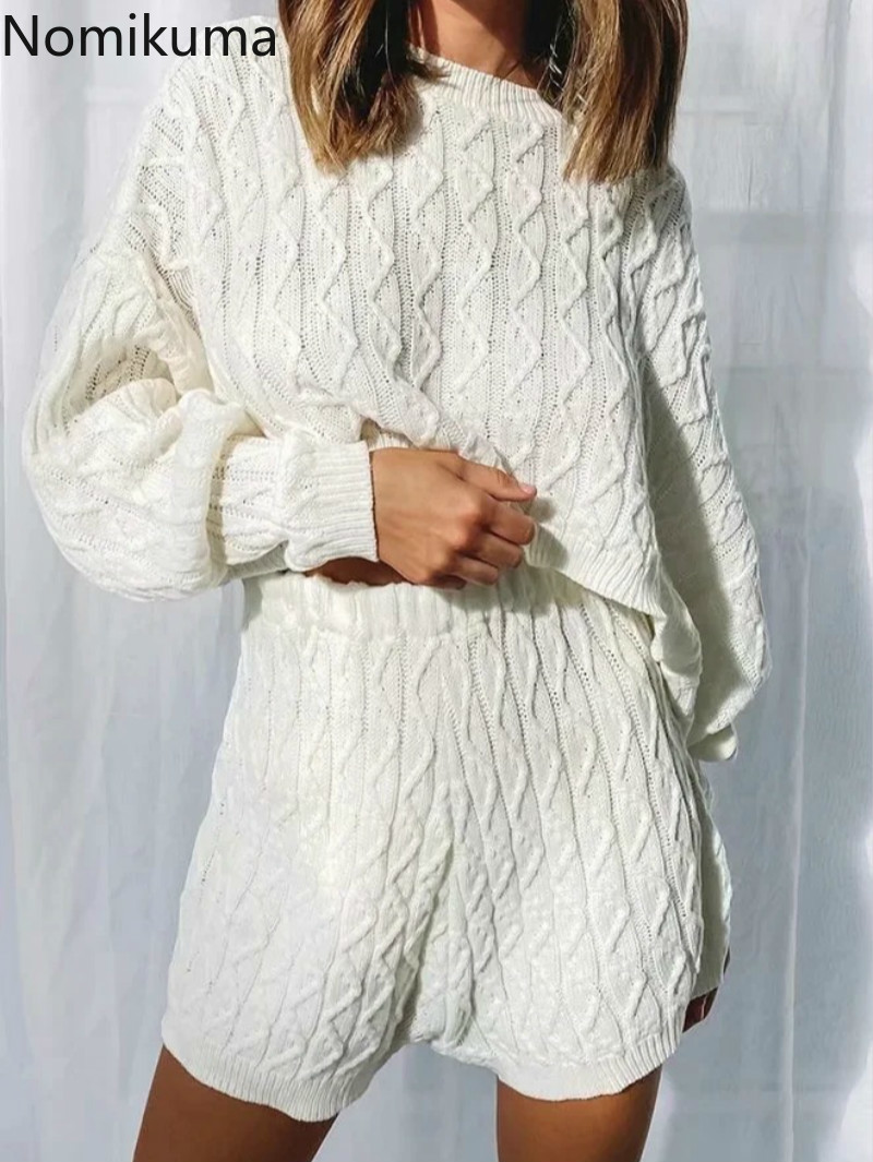Nomikuma Knitted Causal Women 2pieces Sets Long Sleeve O-neck Crop Top Sweater + High Waist Shorts Korean Plaid Outfits 6C758 210427