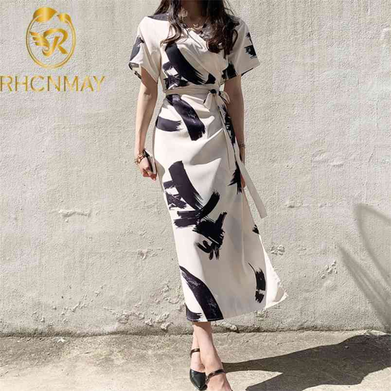 Summer Simple Ladies Loose Robe Casual Runway Dresses Women Elegant Retro Ink Printing V-neck Lace-up Slim Dress 210506