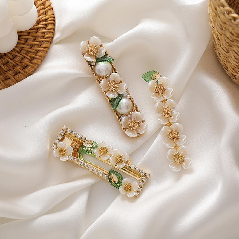 Hair Clips & Barrettes Plant Series Flower Hairpin Female Metal Rhinestone Ladies Claw Accessories Gift Jewe, Golden;silver
Hair Clips & Barrettes Plant Series Flower Hairpin Female Metal Rhinestone Ladies Claw Accessories Gift Jewe, Golden;silver