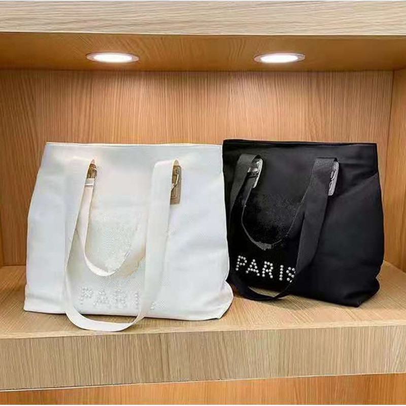 Manmade Pearl Letter Handbags Women Girls Canvas One Shoulder Bags Book Tote Fashion Designer Shopping Storage Bag Large Capacity Handbag, Remark colors u need
Manmade Pearl Letter Handbags Women Girls Canvas One Shoulder Bags Book Tote Fashion Designer Shopping Storage Bag Large Capacity Handbag, Remark colors u need