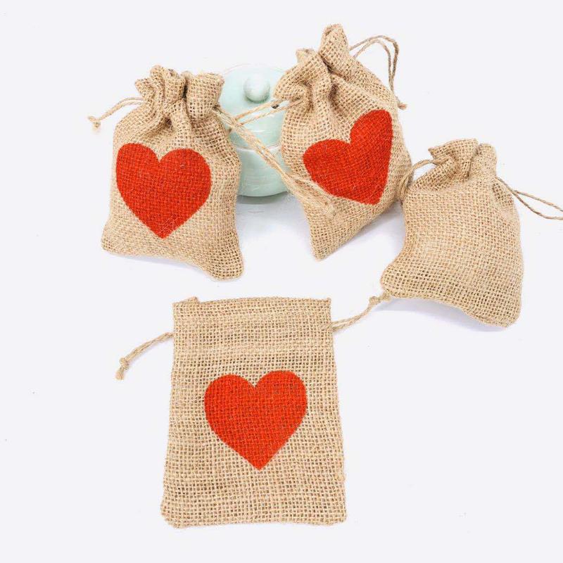 Gift Wrap 20PCS Natural Jute Bags Linen Drawstring Bag Candy Pouch Heart Pattern Wedding Favors Party Jewelry Hessian Sack
Gift Wrap 20PCS Natural Jute Bags Linen Drawstring Bag Candy Pouch Heart Pattern Wedding Favors Party Jewelry Hessian Sack