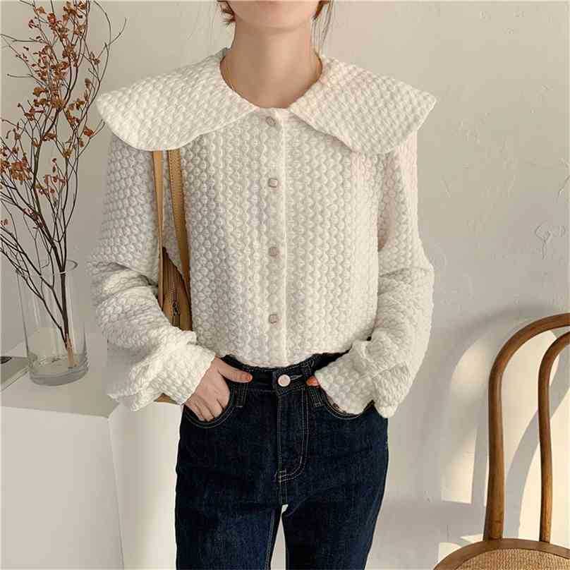 Women Chic Shirts Retro French Lace Thicken Gentle Long Sleeves Peter Pan Collar Elegance Blouse Female Top 210525, Beige
Women Chic Shirts Retro French Lace Thicken Gentle Long Sleeves Peter Pan Collar Elegance Blouse Female Top 210525, Beige