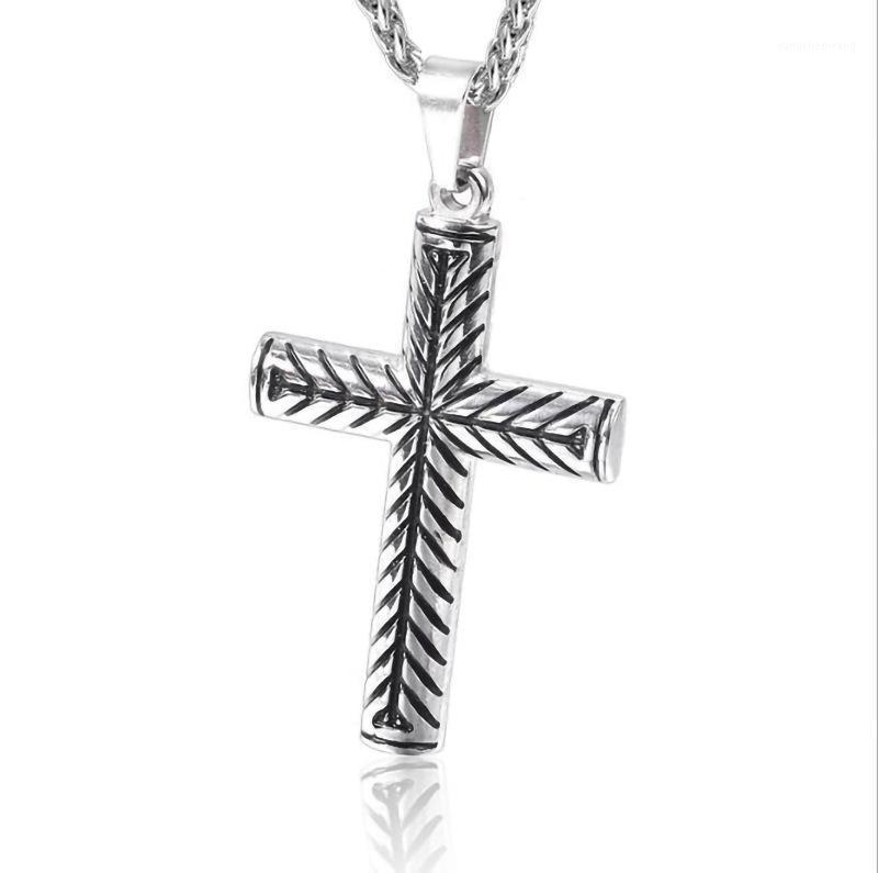 Temperament Men Domineering Double-sided Striped Cross Stainless Steel Necklace Chains
Temperament Men Domineering Double-sided Striped Cross Stainless Steel Necklace Chains