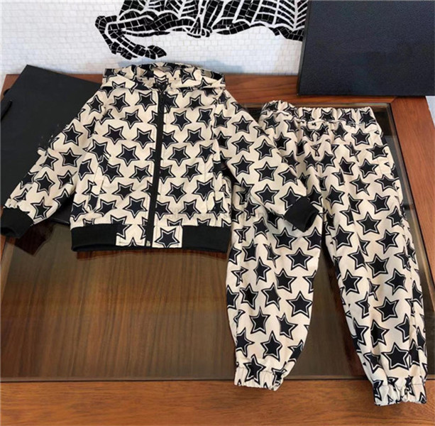 Designer Kids Sport sets 2021 fall children letter star printed hooded windbreaker+casual pants skirts 2pcs luxury boys girls outfits A7265, White
Designer Kids Sport sets 2021 fall children letter star printed hooded windbreaker+casual pants skirts 2pcs luxury boys girls outfits A7265, White
