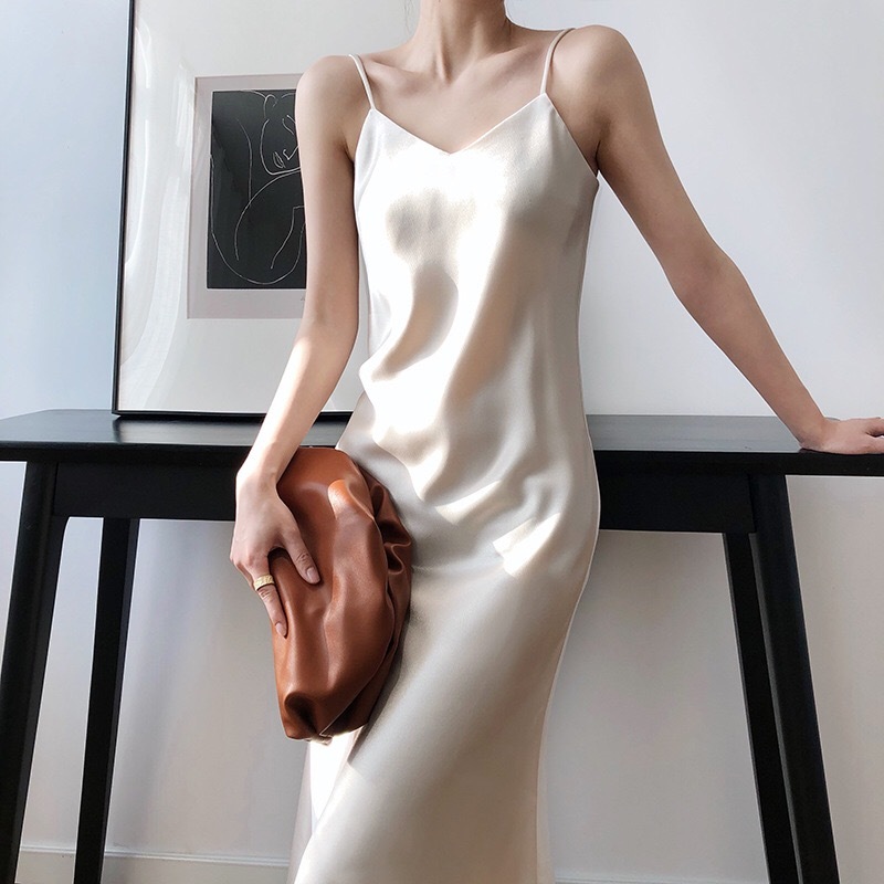 Sexy Solid Color V Collar Backless Bright Satin Sling Dress Woman Vintage Spaghetti Strap A line Like silk Mid Long Base 210429
