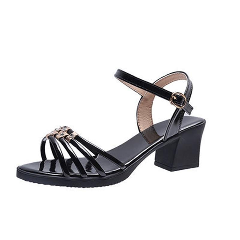 Sandals 2021 Summer Casual One-word Buckle Large Size Cross-border Comfortable Hollow Thick Heel Bright Diamond Female, Black
Sandals 2021 Summer Casual One-word Buckle Large Size Cross-border Comfortable Hollow Thick Heel Bright Diamond Female, Black