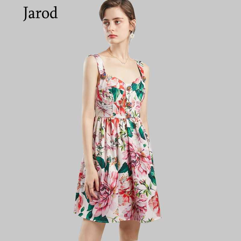 Sweet Petal Buttons Backless Holidays Pleated Runway Dress Women Elegant Pink Floral Printed Spaghetti Strap Overalls 210526, Picture color
Sweet Petal Buttons Backless Holidays Pleated Runway Dress Women Elegant Pink Floral Printed Spaghetti Strap Overalls 210526, Picture color