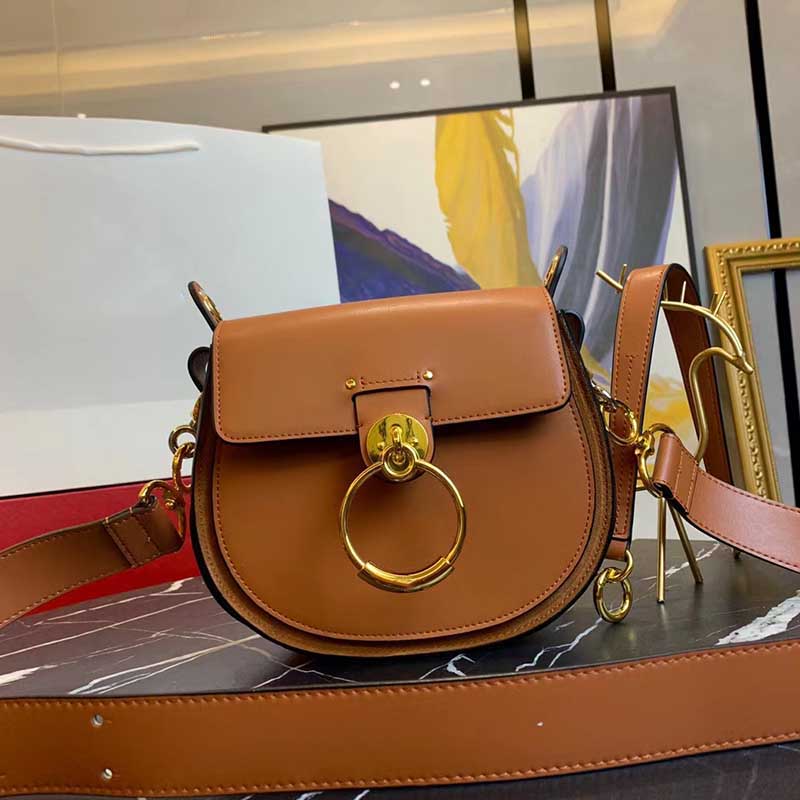 Luxurys Designers Shoulder bag high quality Flap Small Handbags wallet 2021 women bags Crossbody purses Cross Body Handbag, Plum
Luxurys Designers Shoulder bag high quality Flap Small Handbags wallet 2021 women bags Crossbody purses Cross Body Handbag, Plum