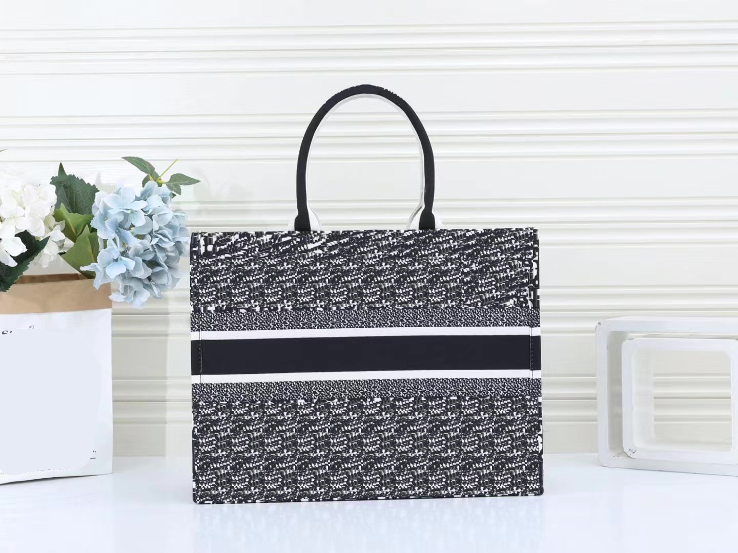 high97qulity Shopping bags purse classic womens handbags ladies composite tote leather clutch shoulder female
high97qulity Shopping bags purse classic womens handbags ladies composite tote leather clutch shoulder female