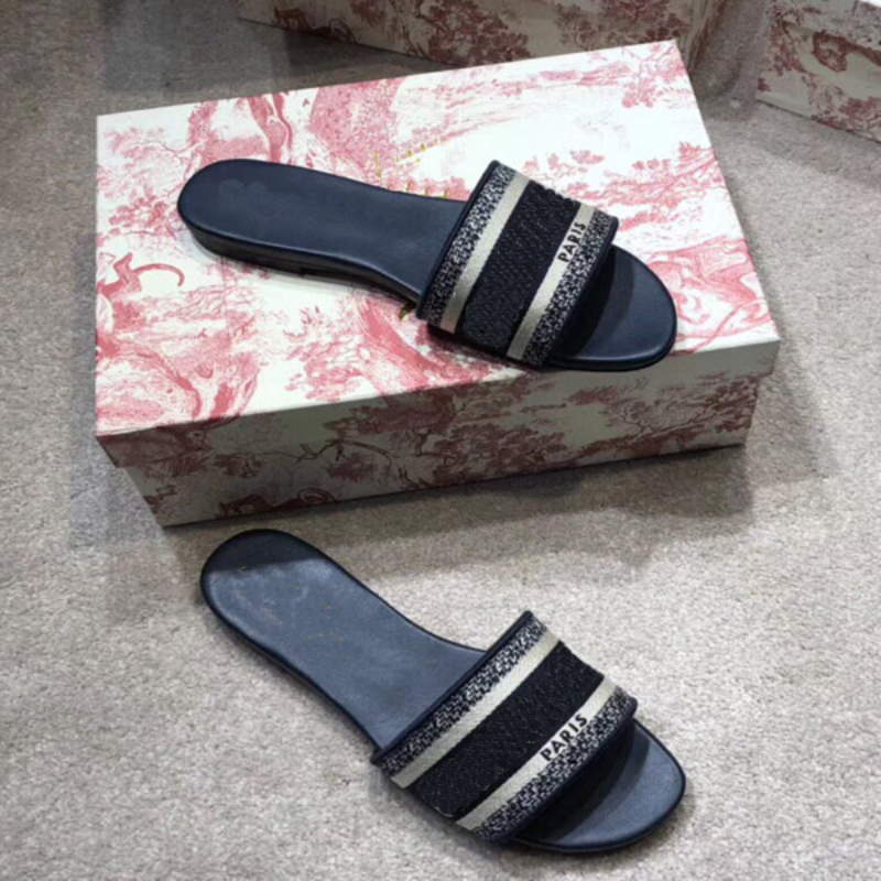 Paris Luxury Designer Quite Nice Summer Sandals Beach Slide Slippers Ladies Flip Flops Loafers Print Leather Solid Color 36-46 with Box wcsdvexc, Black
Paris Luxury Designer Quite Nice Summer Sandals Beach Slide Slippers Ladies Flip Flops Loafers Print Leather Solid Color 36-46 with Box wcsdvexc, Black