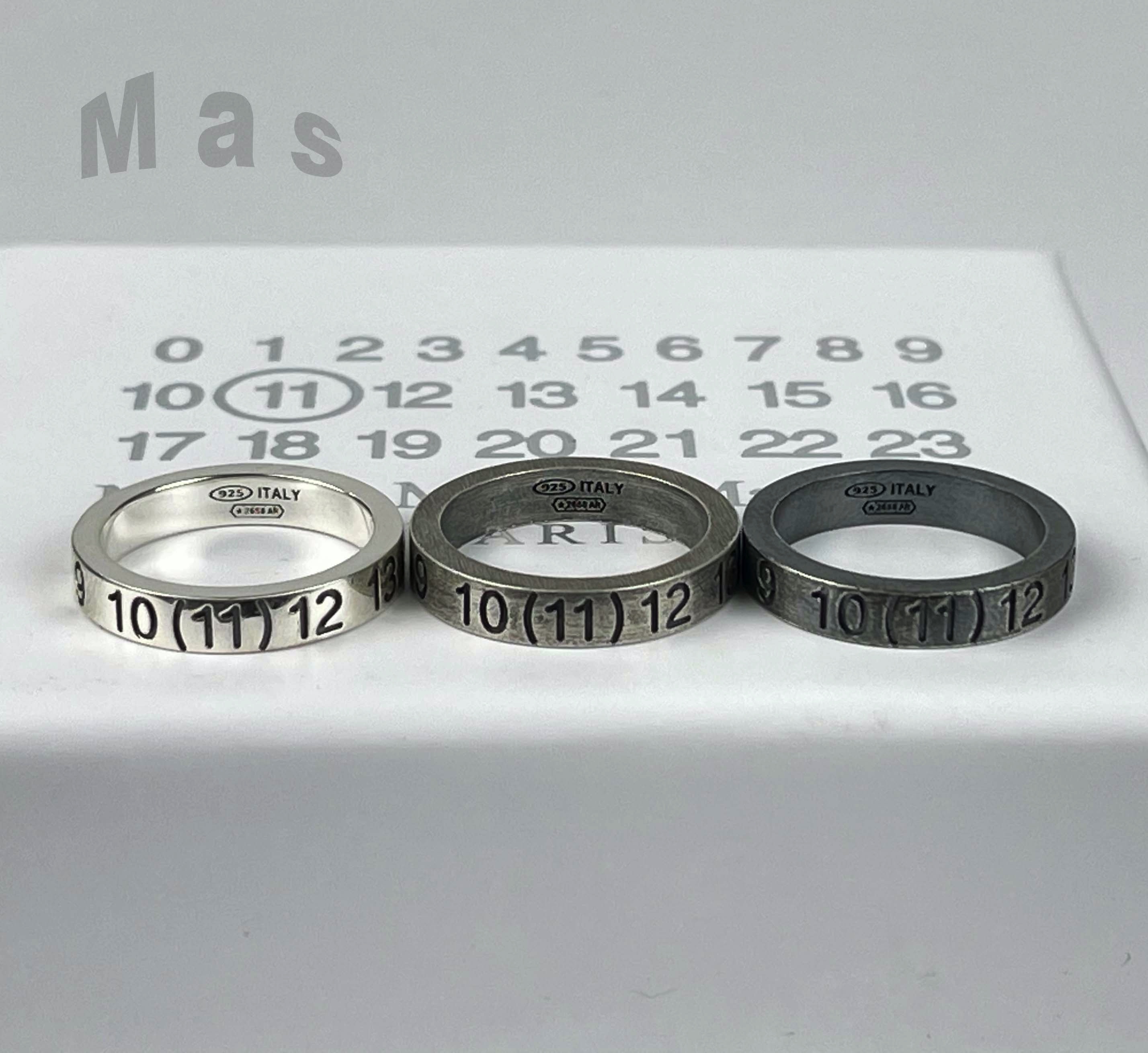 21FW Margiela style 925 silver retro alphanumeric ring men's and women's street punk rap accessories holiday gifts, Golden;silver
21FW Margiela style 925 silver retro alphanumeric ring men's and women's street punk rap accessories holiday gifts, Golden;silver