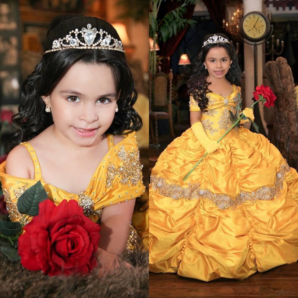 2021 Yellow Retro Princess Cute Flower Girls Dresses For Weddings Off Shoulder Crystal Beads Cascading Ruffles Birthday Children Girl Pageant Gowns