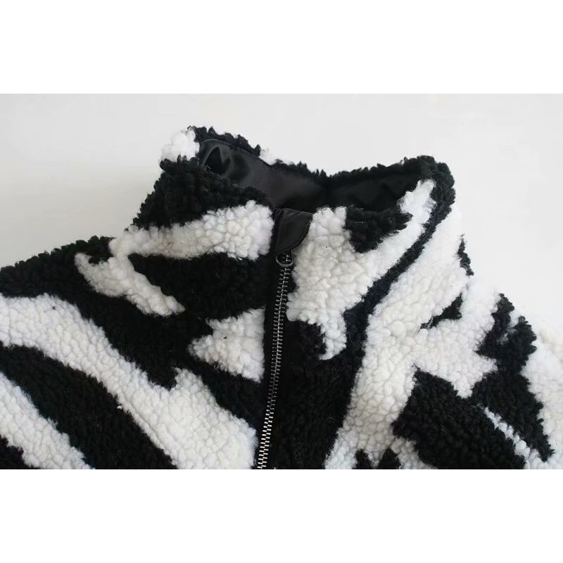 Winter Warm Faux Fur Zebra Coat Crop Teddy Stand Collar Long sleeve Zipper Women Jacket Motorcycle Cool Girl Outerwear 210429