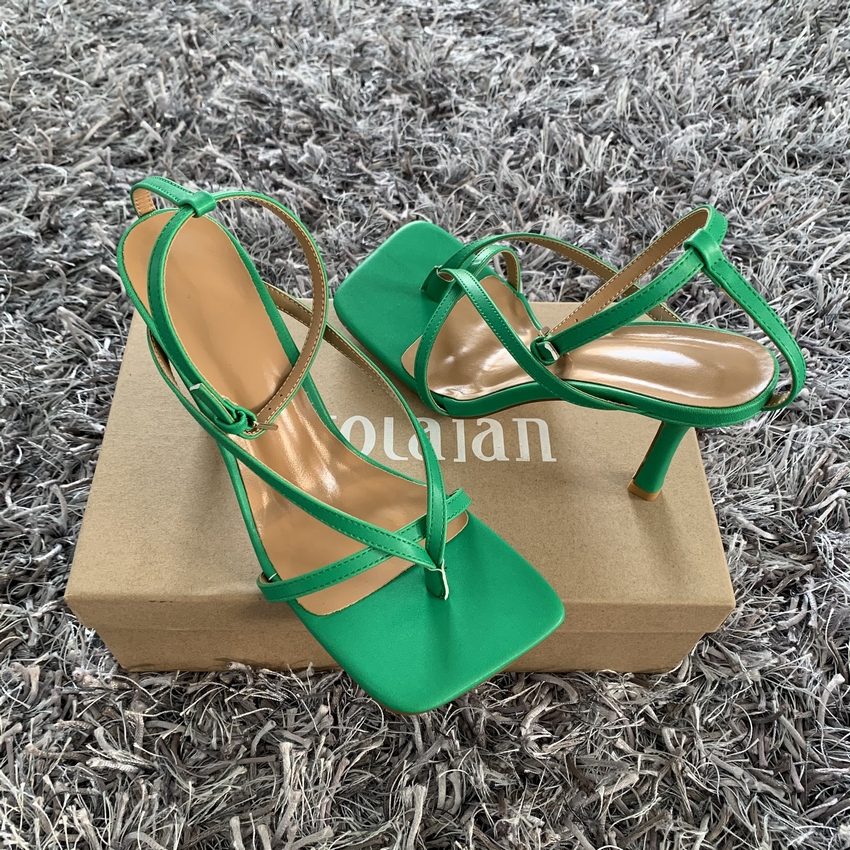 2021 Ankle Strap Women Sandals Summer Fashion Brand Thin High Heels Gladiator Sandal Shoes Narrow Band Party Dress Pump Shoes dfry45jtjw, Dct-d black
2021 Ankle Strap Women Sandals Summer Fashion Brand Thin High Heels Gladiator Sandal Shoes Narrow Band Party Dress Pump Shoes dfry45jtjw, Dct-d black