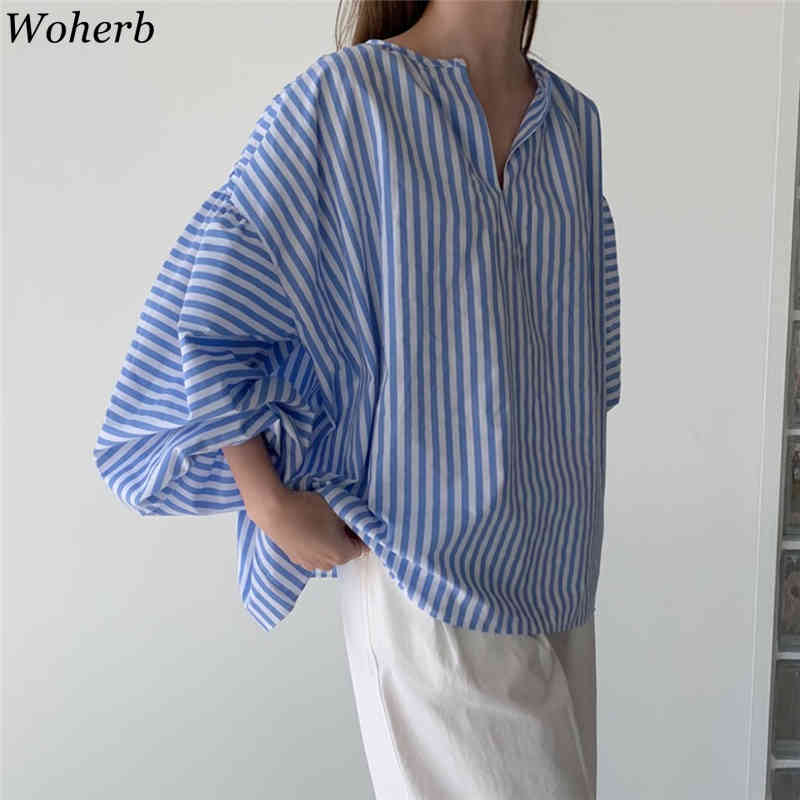Oversized Lantern Sleeve Blouse Women Korean Chic Fashion Loose Casual V-neck Blusas All Match Shirts 210519
