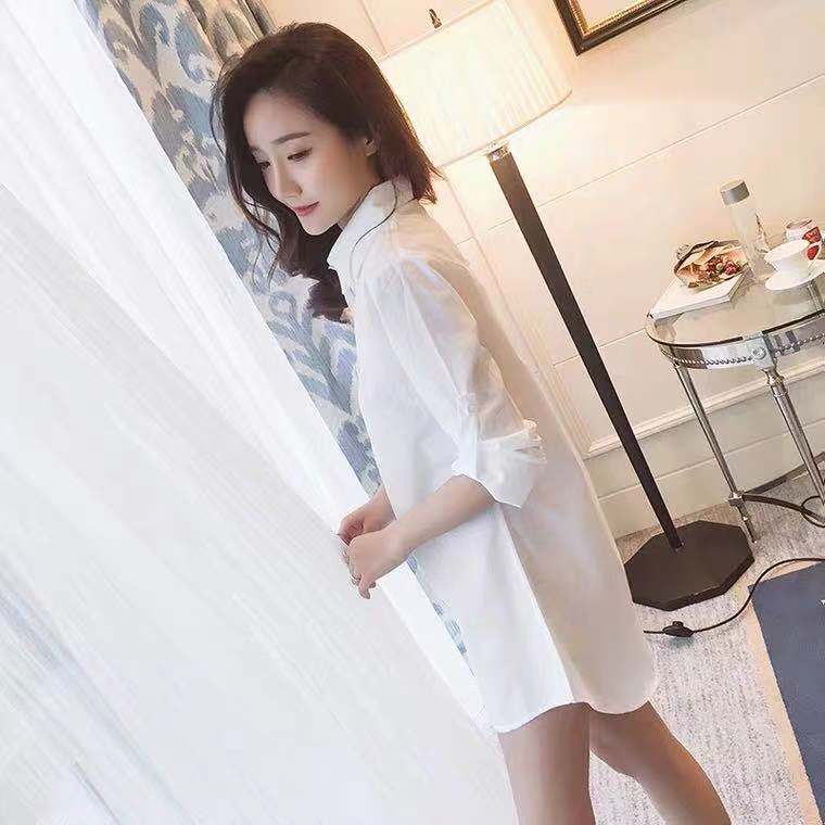 2021 Early spring social T-shirt quick hand web celebrity designer same style trend printed lapel blouses super comfortable free, White
2021 Early spring social T-shirt quick hand web celebrity designer same style trend printed lapel blouses super comfortable free, White
