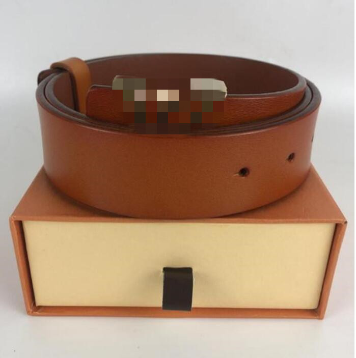 Fashion Big buckle genuine leather belt with box designer men women high quality mens belts
Fashion Big buckle genuine leather belt with box designer men women high quality mens belts