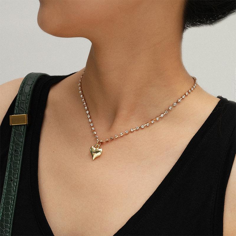 Pendant Necklaces Romantic Gold Heart-shaped Necklace Exquisite Wedding Anniversary Crystal Jewelry For Women Fashion Valentine's Gift
Pendant Necklaces Romantic Gold Heart-shaped Necklace Exquisite Wedding Anniversary Crystal Jewelry For Women Fashion Valentine's Gift