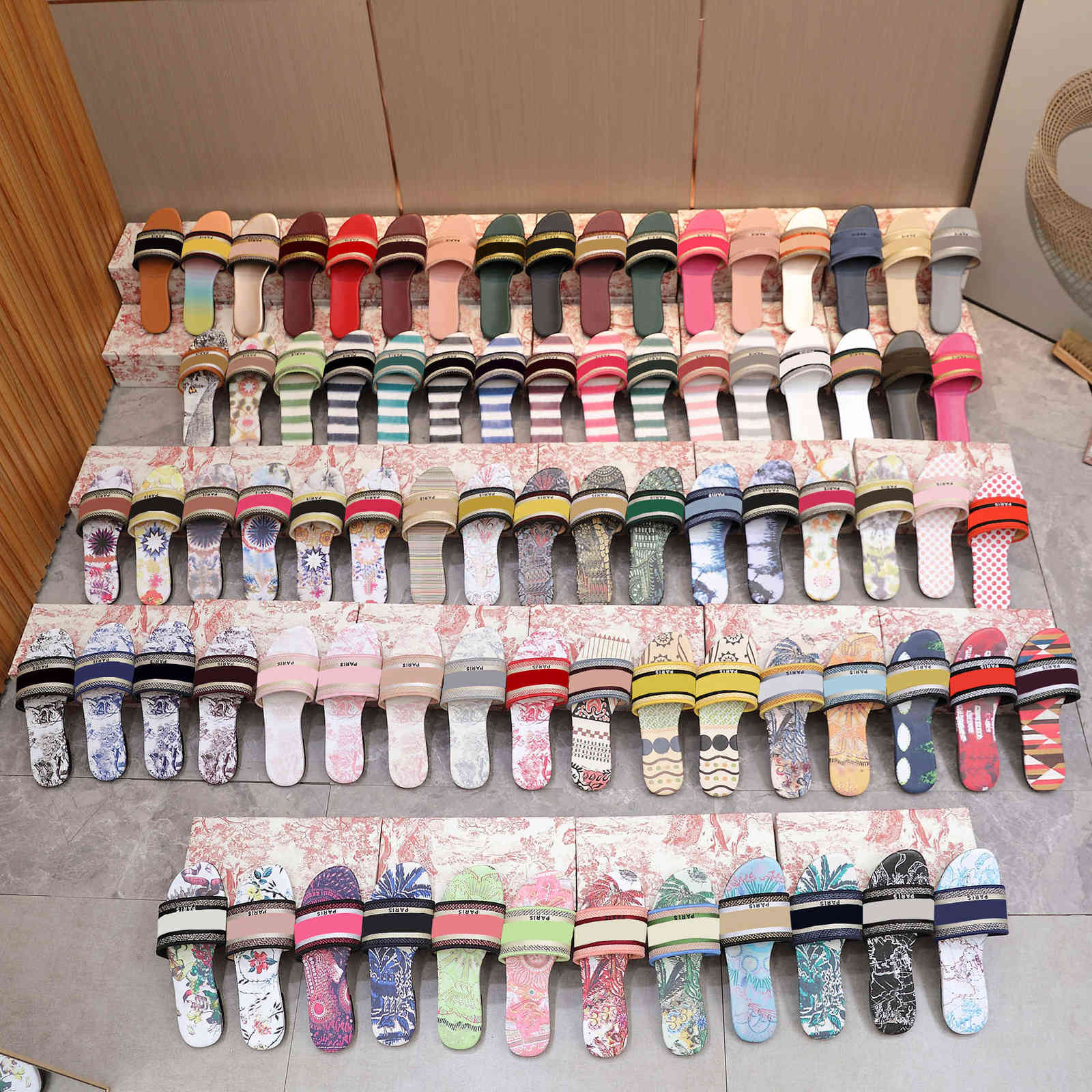 2021 New Paris Women Slippers Embroidery Sandal Floral Brocade Flip Flops Summer Striped Beach Slides Ladies Slippers Loafer, 32
2021 New Paris Women Slippers Embroidery Sandal Floral Brocade Flip Flops Summer Striped Beach Slides Ladies Slippers Loafer, 32