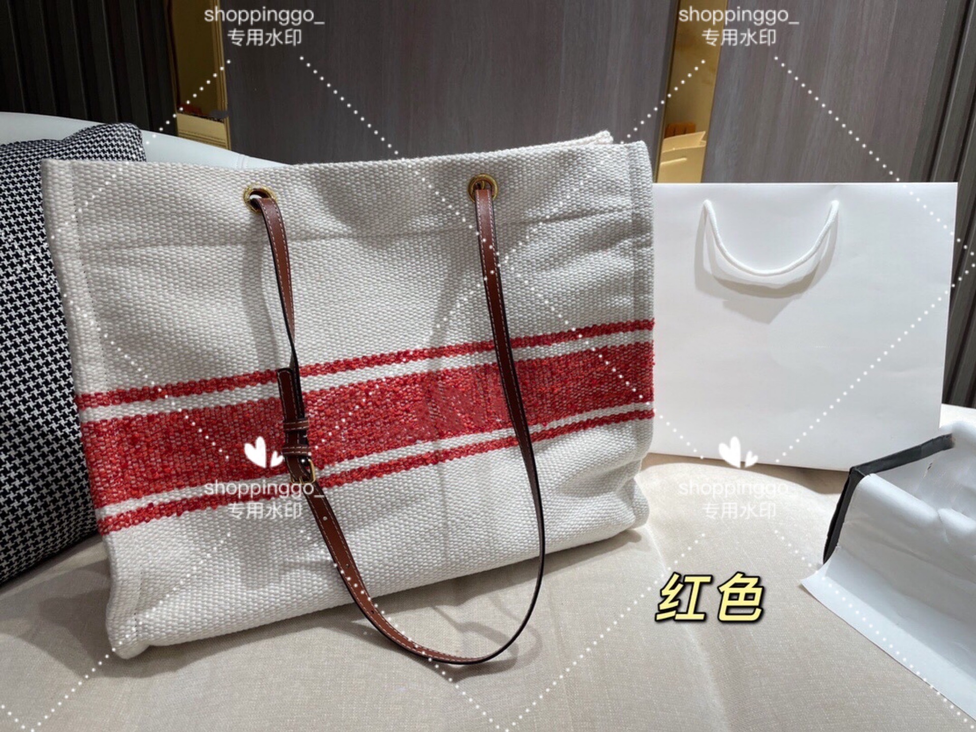 5+A Summer Ladies Luxury Designer Beach Bag Quality Fashion Knitted Wallet Single shouldered Large Handbag Canvas Shopping Bags Size: 42 * 36 cm, Customize
5+A Summer Ladies Luxury Designer Beach Bag Quality Fashion Knitted Wallet Single shouldered Large Handbag Canvas Shopping Bags Size: 42 * 36 cm, Customize