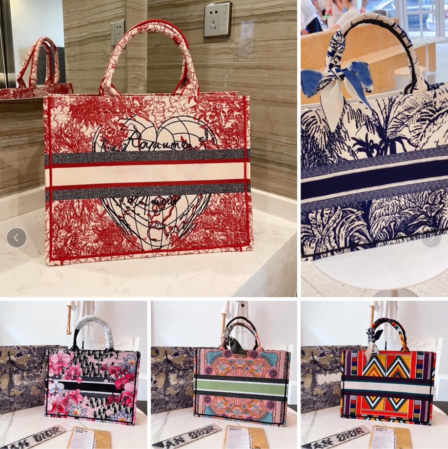 Luxury designer ladies handbag fashion embroidery shopping bag large capacity wallet casual canvas material handmade double-sided flower, 44
Luxury designer ladies handbag fashion embroidery shopping bag large capacity wallet casual canvas material handmade double-sided flower, 44
