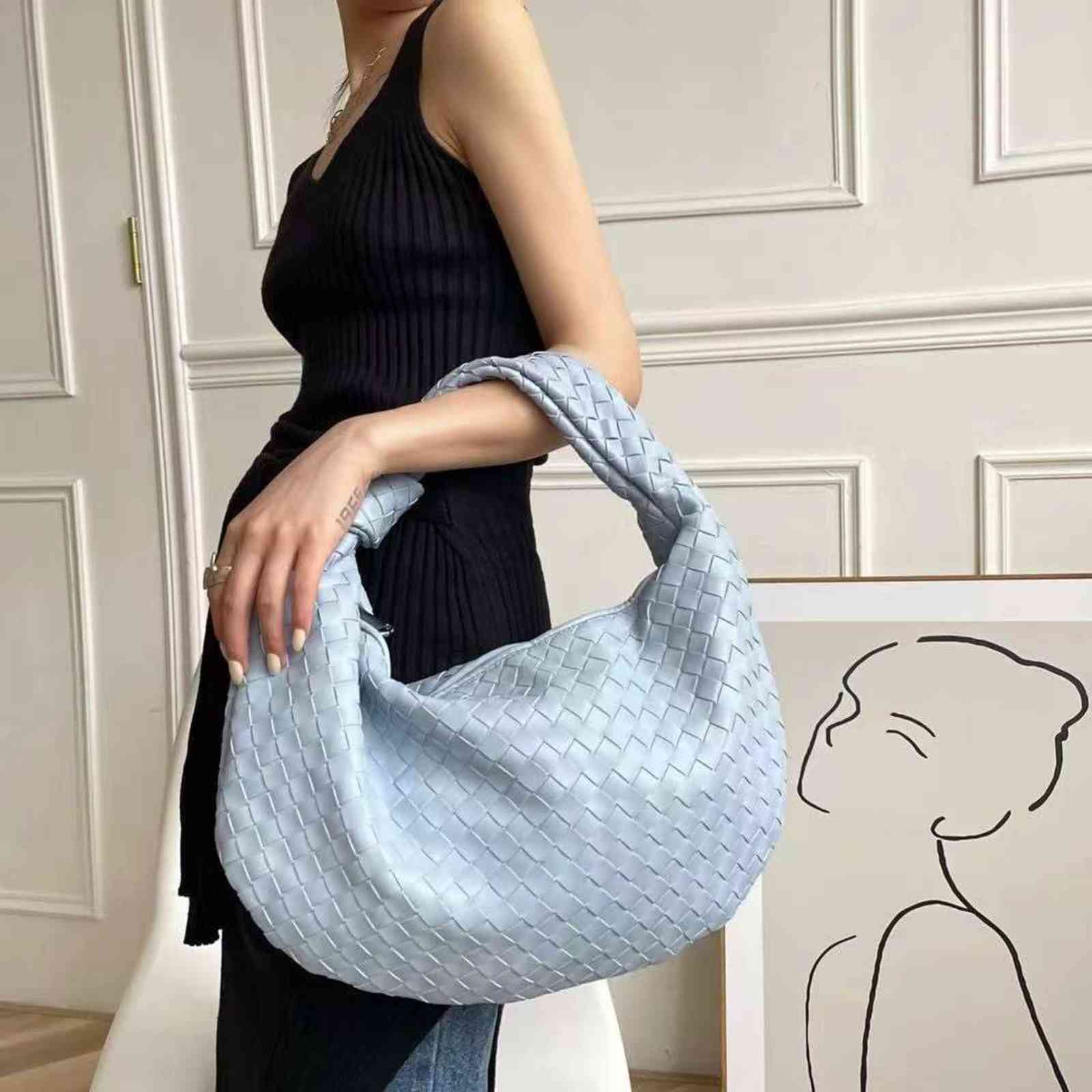 Bag tote handbag fashion hand-woven luxury leather printing large-capacity shoulder ladies PU knotted handle casual hand 1116, Dark green
Bag tote handbag fashion hand-woven luxury leather printing large-capacity shoulder ladies PU knotted handle casual hand 1116, Dark green