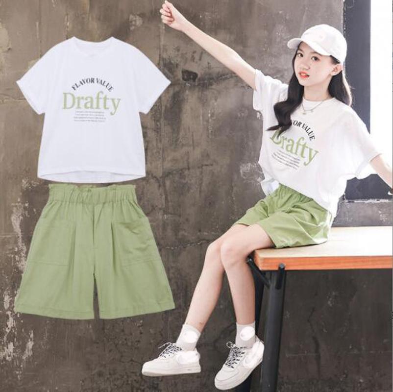 Clothing Sets Girls Children Summer Letter Print Short Sleeve T-Shirts+Shorts 2pc Students Teens Loose Casual Suits Fashion, White
Clothing Sets Girls Children Summer Letter Print Short Sleeve T-Shirts+Shorts 2pc Students Teens Loose Casual Suits Fashion, White