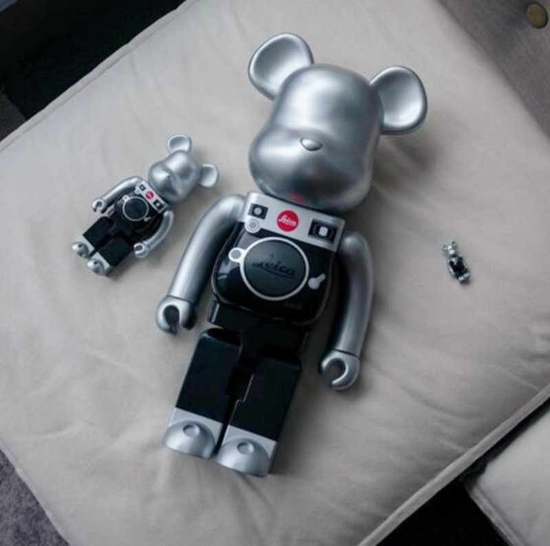 New style 400% 28CM Bearbrick The ABS Leica Fashion bear Chiaki figures Toy For Collectors Be@rbrick Art Work model decoration toys gift
New style 400% 28CM Bearbrick The ABS Leica Fashion bear Chiaki figures Toy For Collectors Be@rbrick Art Work model decoration toys gift