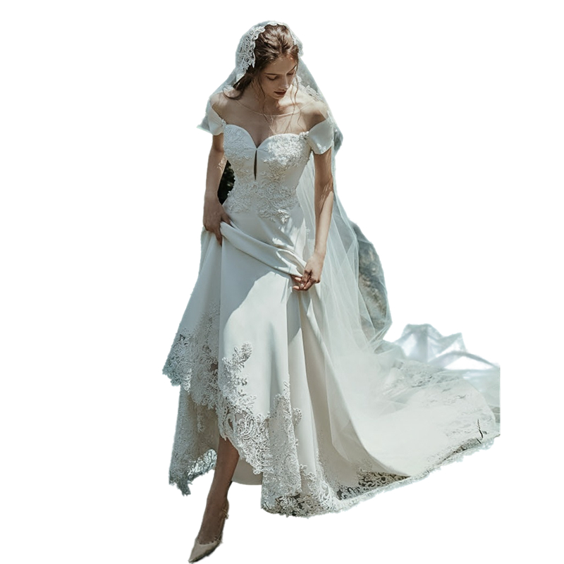 Enchanted Vintage A Line Wedding Dress Court Train Short Sleeve Lace Appliques Garden Romance Ethereal Bridal Dresses Sheer Scoop Neck Ivory Satin Wed