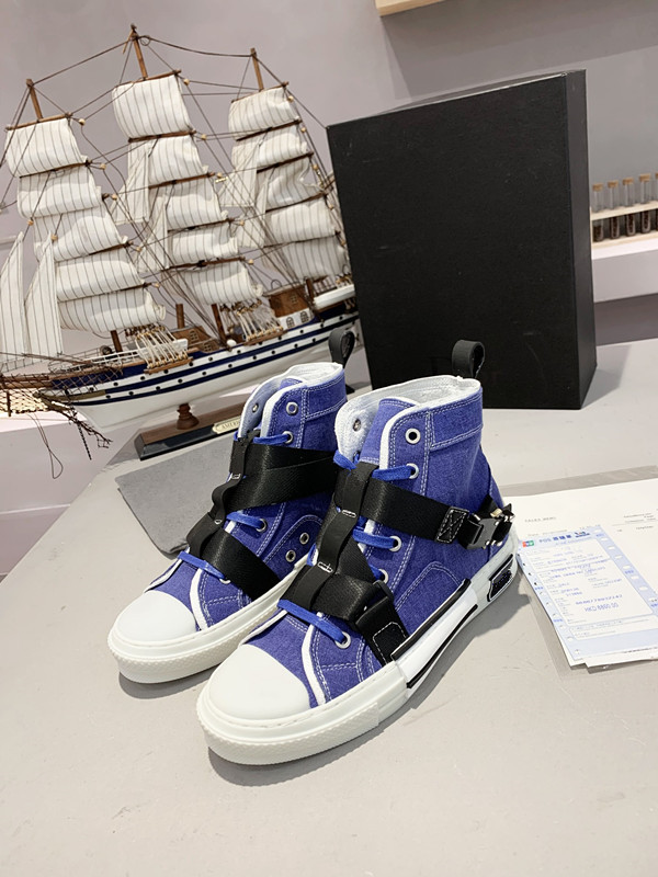 Top quality high low top oblique bee men women luxurys designers shoes fashion pairs technical leather outdoor platform casual Shoes, 03
Top quality high low top oblique bee men women luxurys designers shoes fashion pairs technical leather outdoor platform casual Shoes, 03