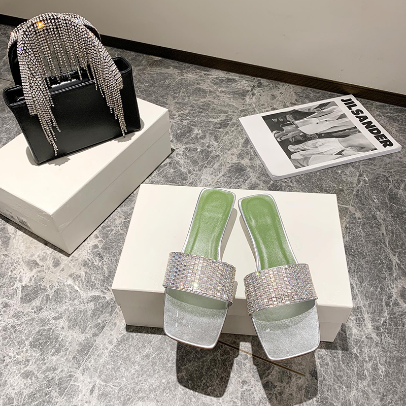 Classics Sandals Fashion Slippers Instep Diamond Genuine Leather Bottoms Flip Flops Women Shoes Striped Beach Causal Slipper 3CM Green
Classics Sandals Fashion Slippers Instep Diamond Genuine Leather Bottoms Flip Flops Women Shoes Striped Beach Causal Slipper 3CM Green