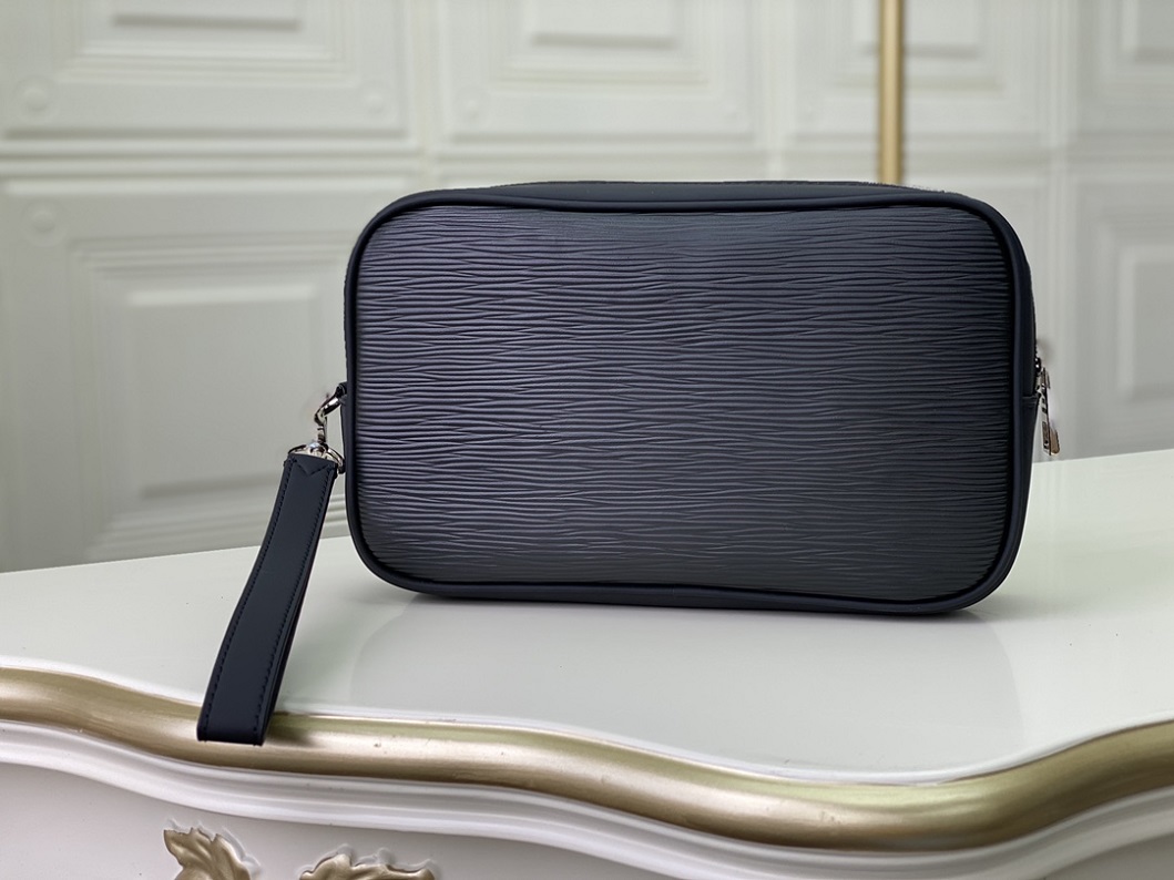 Fashion Designers Women Handbags Luxurys Lady Shoulder Bags High Quality Leather Messenger Bag Classic Flowers Crossbody Purses Chains Plaid Totes 30441, Black
Fashion Designers Women Handbags Luxurys Lady Shoulder Bags High Quality Leather Messenger Bag Classic Flowers Crossbody Purses Chains Plaid Totes 30441, Black