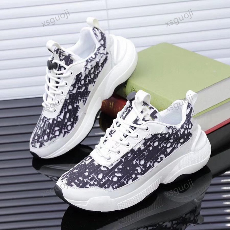 Spring and autumn fashion catwalk lace design shoe bag series color matching platform luxury casual sneakers, Black
Spring and autumn fashion catwalk lace design shoe bag series color matching platform luxury casual sneakers, Black