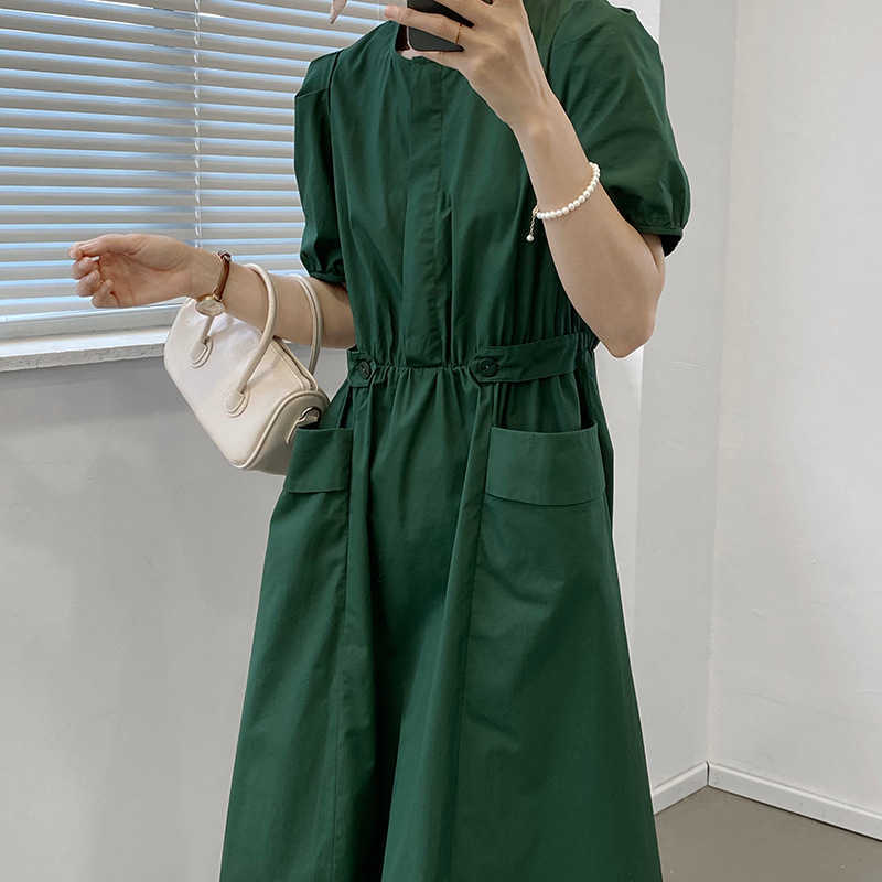 Solid O-Neck Bubble Sleeve Dress Women's Summer Double Pocket Elastic Waist Tie 8190 210607, Dark green
Solid O-Neck Bubble Sleeve Dress Women's Summer Double Pocket Elastic Waist Tie 8190 210607, Dark green