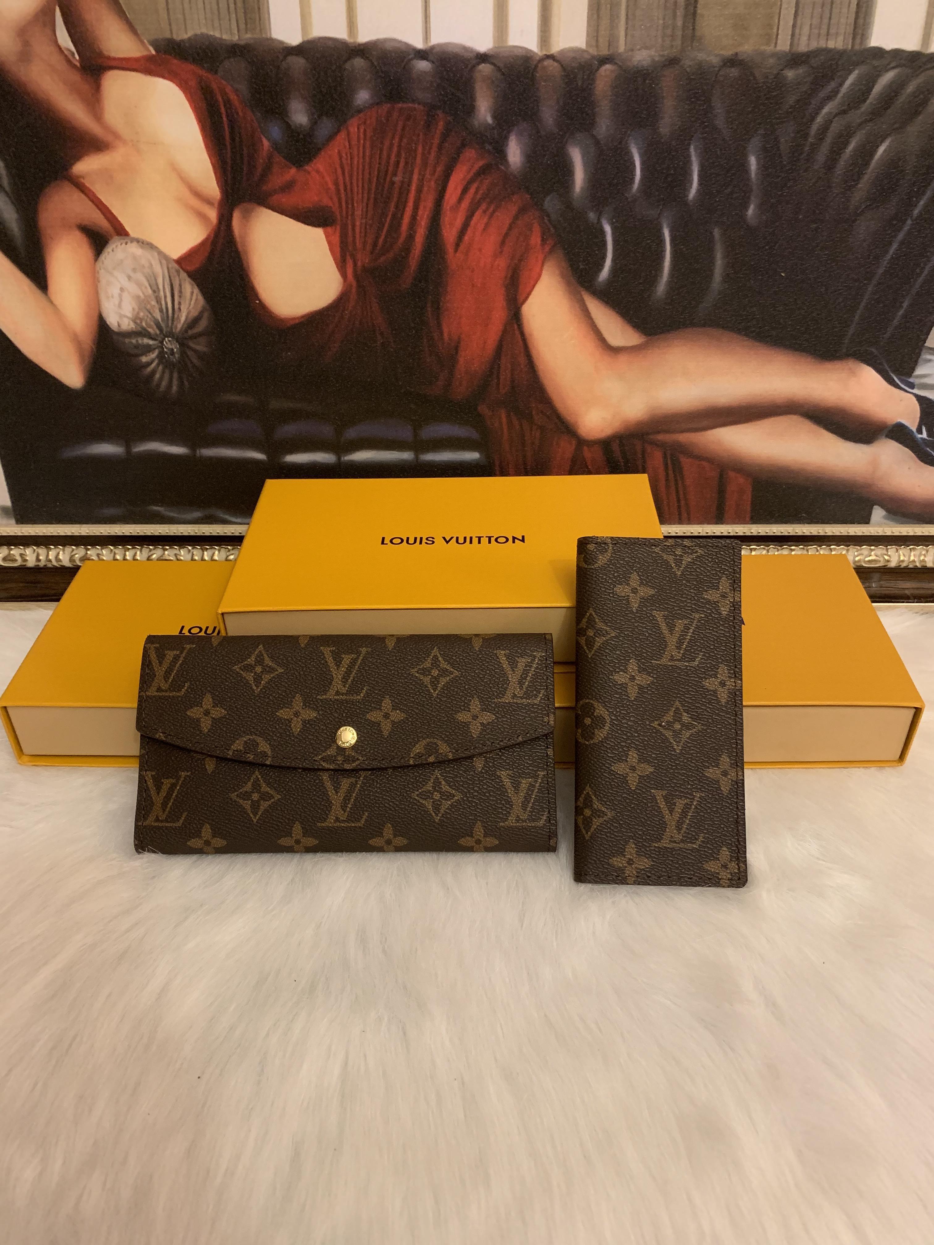 lv LOUIS BAG VITTON 2021 France Designer Women Long Checkbook Wallet Canvas Leather Credit Card Photo Holder Wallets Brown, Red;black
lv LOUIS BAG VITTON 2021 France Designer Women Long Checkbook Wallet Canvas Leather Credit Card Photo Holder Wallets Brown, Red;black
