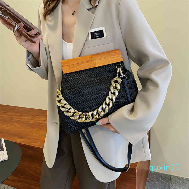 Top Brand Shoulder Bag High Quality Wooden Clip Wallets and Handbags Crossbody Bag Fashion Satchel Chain Handbag Clutch, Black shoulder bag
Top Brand Shoulder Bag High Quality Wooden Clip Wallets and Handbags Crossbody Bag Fashion Satchel Chain Handbag Clutch, Black shoulder bag