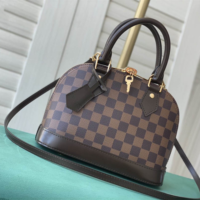 Luxurys Shoulder Bags Fashion Top Quality Alma Bb Women Bag Designers Chain Messenger Leather Handbags Cross Body Shell Wallet Purse Ladies Cosmetic Crossbody Tote, Ld01
Luxurys Shoulder Bags Fashion Top Quality Alma Bb Women Bag Designers Chain Messenger Leather Handbags Cross Body Shell Wallet Purse Ladies Cosmetic Crossbody Tote, Ld01