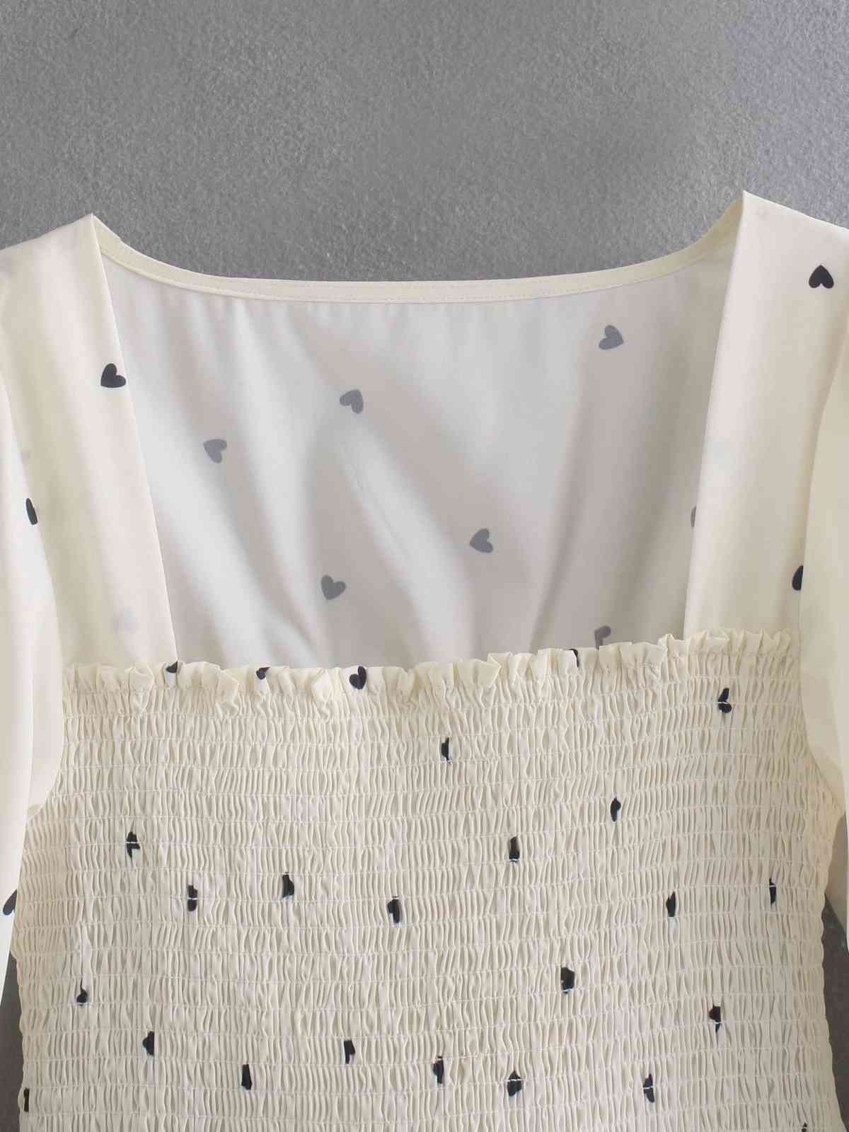 Long Sleeve Square Collar Peach Heart Print Spring Sweet Small Floral Pleated Short T-shirt Vintage Fashion Slim Female Tops 210507