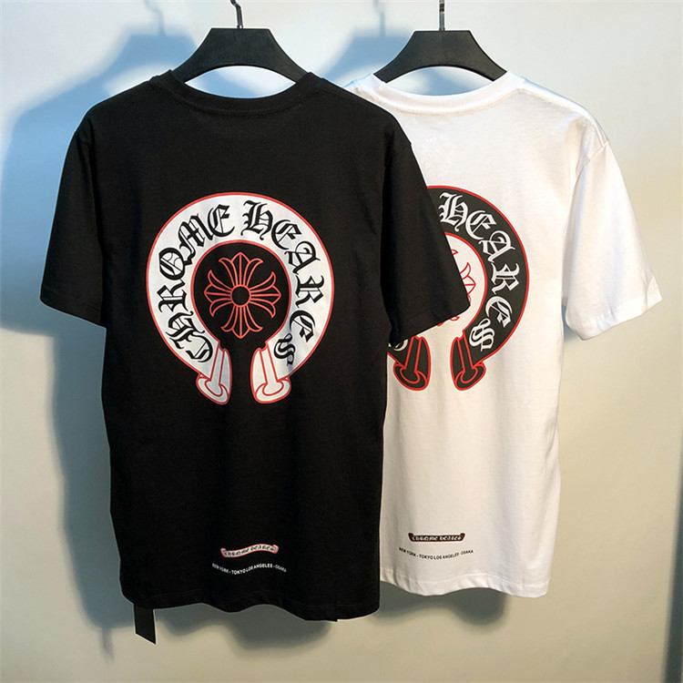 Hearts Chrome Chao Brand HeartsChrome Croxin Neckline Letter Horseshoe Cross Sanskrit Loose Short Sleeve T-shirt Q9WZ, White;black
Hearts Chrome Chao Brand HeartsChrome Croxin Neckline Letter Horseshoe Cross Sanskrit Loose Short Sleeve T-shirt Q9WZ, White;black