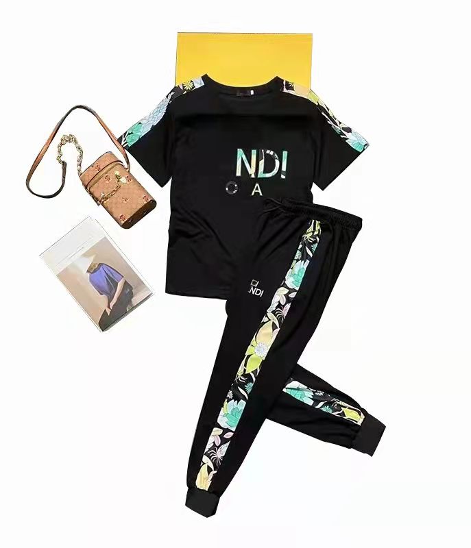 Women's Tracksuits Designer 2 Pcs Sports luxury Short sleeve Sweatshirts Joggers Suits Running Set Workout Spring jogging pants set22
Women's Tracksuits Designer 2 Pcs Sports luxury Short sleeve Sweatshirts Joggers Suits Running Set Workout Spring jogging pants set22
