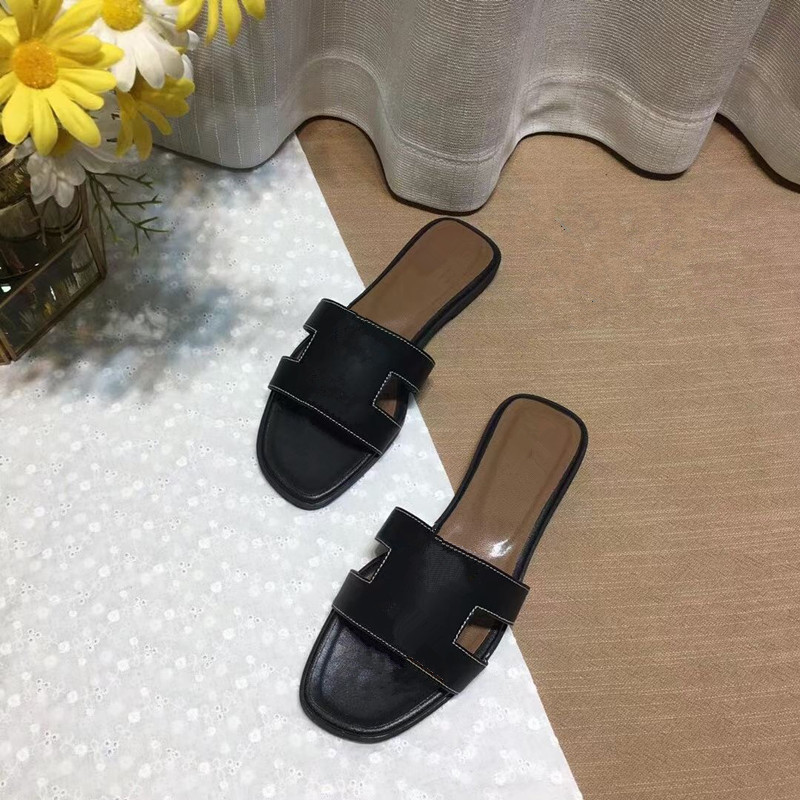 slipper Designer Slides slippers designers sandals Hotel Beach Indoor Moccasins women Rubber leather classic Flat hard floor, Black
slipper Designer Slides slippers designers sandals Hotel Beach Indoor Moccasins women Rubber leather classic Flat hard floor, Black