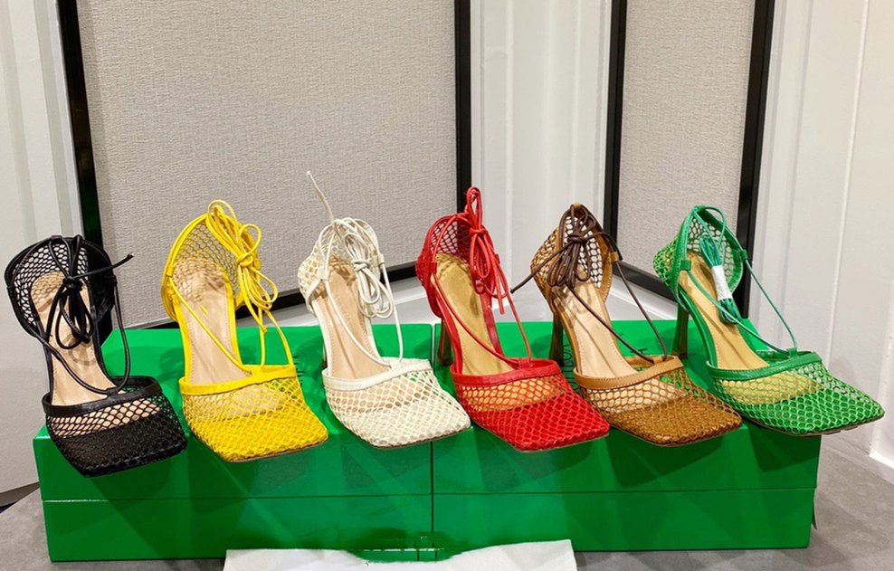 French mesh hollow catwalk high heels Roman sandals stiletto square toe single shoes lace-up female summer Baotou, Box
French mesh hollow catwalk high heels Roman sandals stiletto square toe single shoes lace-up female summer Baotou, Box