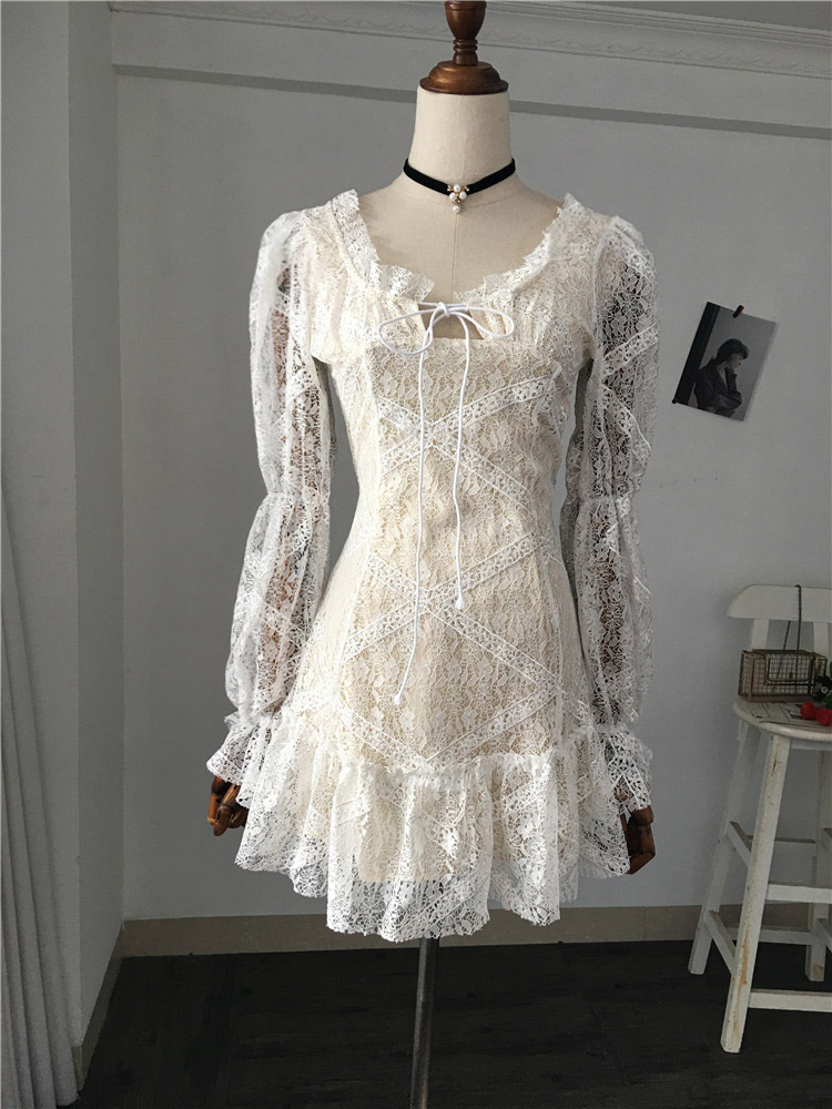 french style dress women vintage v-neck white lace mini shirt dress long sleeve back hollow out party korean lolita female, Black;gray
french style dress women vintage v-neck white lace mini shirt dress long sleeve back hollow out party korean lolita female, Black;gray