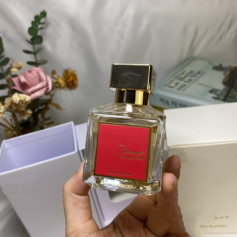 Top Fragrance men women Perfume Rouge 540 Oud Silk Mood Extrait de Parfum Neutral Oriental Floral Fragrances 70ML EDP High-Performance
Top Fragrance men women Perfume Rouge 540 Oud Silk Mood Extrait de Parfum Neutral Oriental Floral Fragrances 70ML EDP High-Performance