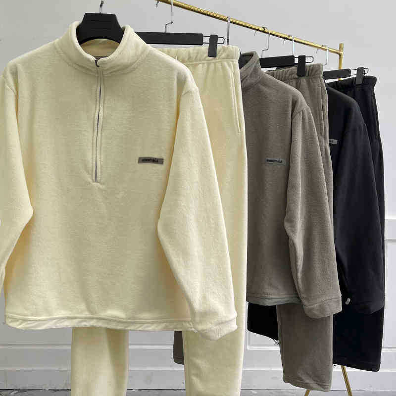 hoodies hoodie double thread bear of God essentials trendy fleece sweater and Pants Set, Rice apricot color
hoodies hoodie double thread bear of God essentials trendy fleece sweater and Pants Set, Rice apricot color