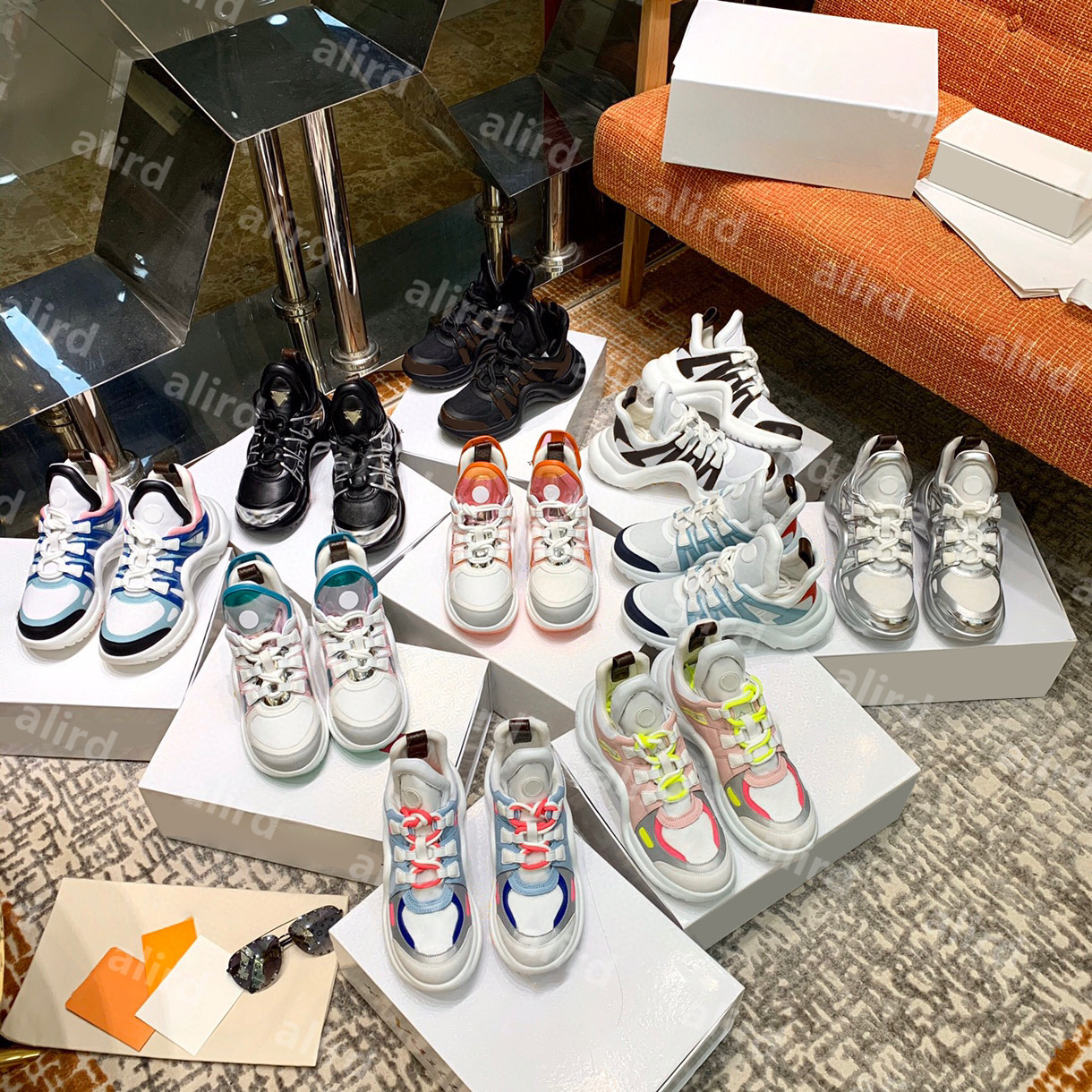 2021 Women Luxurys Designers Shoes Casual ARCHLIGHT Sports High Top Sneakers fashion ladies platform Velcro Triple S Trainers thick bottom r, Black
2021 Women Luxurys Designers Shoes Casual ARCHLIGHT Sports High Top Sneakers fashion ladies platform Velcro Triple S Trainers thick bottom r, Black