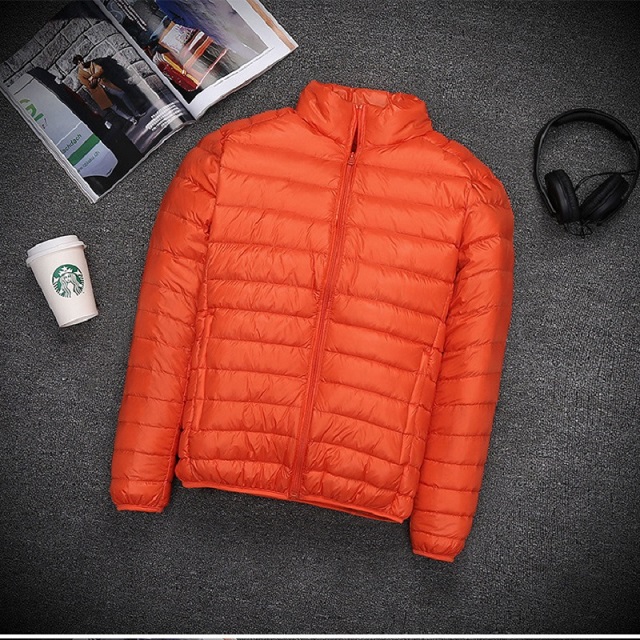 Men Down Jacket Sports Winter Windproof and Warm Outerwear Men's Youth Fashion Solid Color Parkas with Top Quality, Black
Men Down Jacket Sports Winter Windproof and Warm Outerwear Men's Youth Fashion Solid Color Parkas with Top Quality, Black